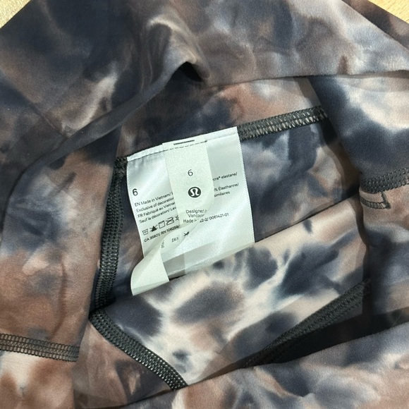 Brand New Lululemon Align HR Pant 25” - Picture 5 of 10